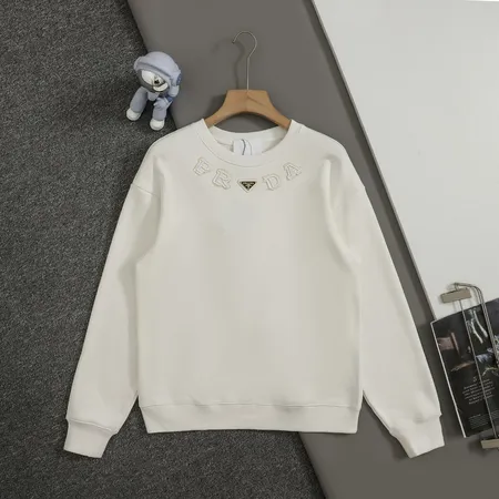 プラダ パーカー