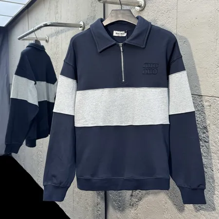 ミュウミュウ パーカー