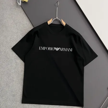 アルマーニ Tシャツ