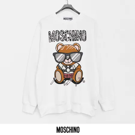 モスキーノ パーカー