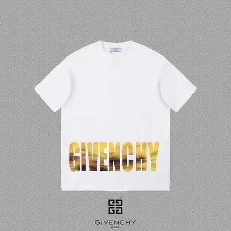 ジバンシィ Tシャツ