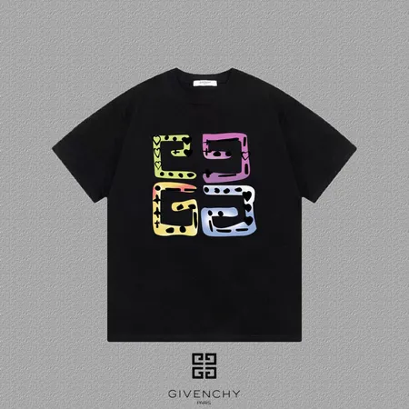 ジバンシィ Tシャツ