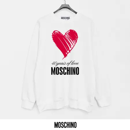 モスキーノ パーカー