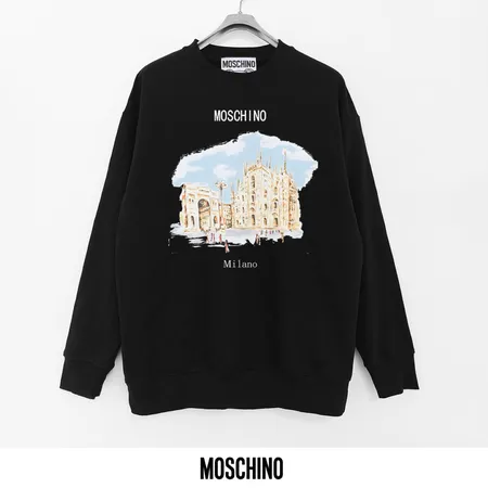 モスキーノ パーカー