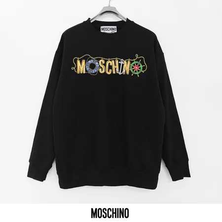 モスキーノ パーカー