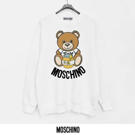 モスキーノ パーカー