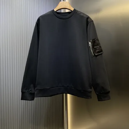 プラダ パーカー