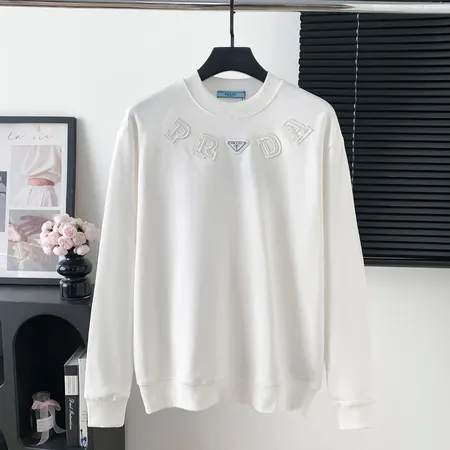 プラダ パーカー