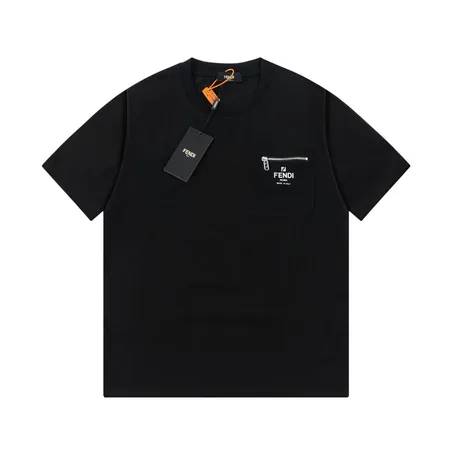フェンディ Tシャツ