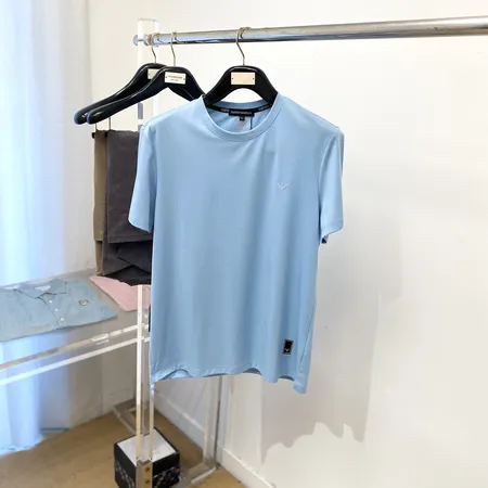 アルマーニ Tシャツ