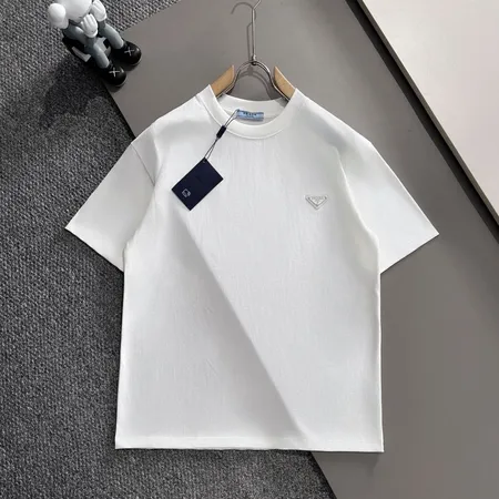 プラダ Tシャツ