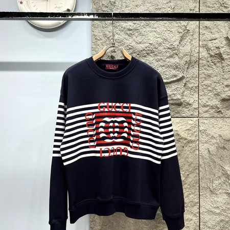 グッチ パーカー