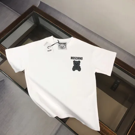 モスキーノ Tシャツ