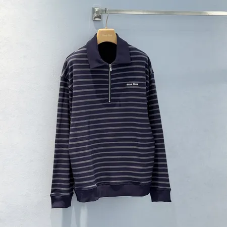 ミュウミュウ パーカー