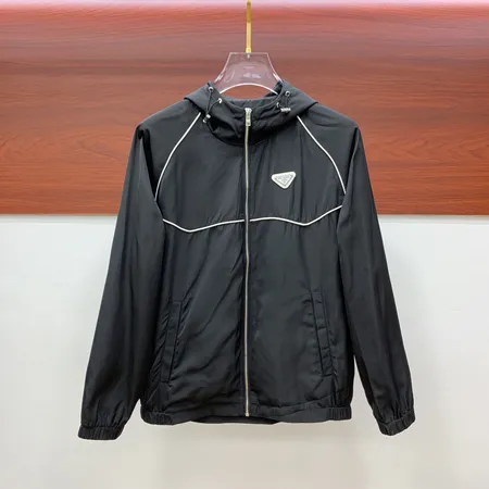 プラダ ジャケット