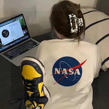 ナイキ Tシャツ