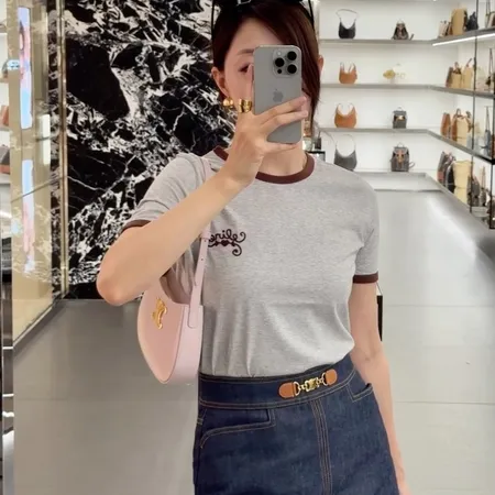 セリーヌ Tシャツ