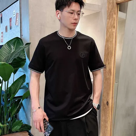 アルマーニ Tシャツ