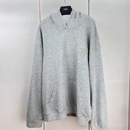 ミュウミュウ パーカー