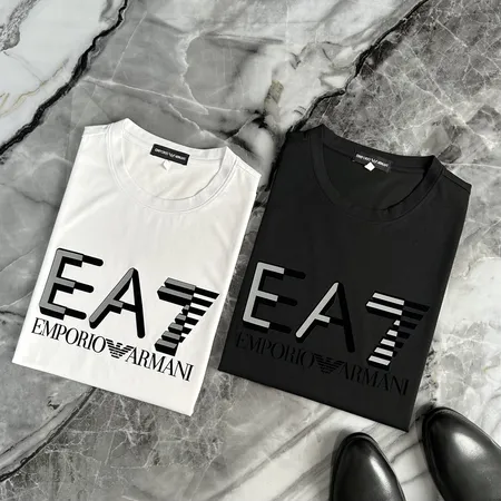 アルマーニ Tシャツ