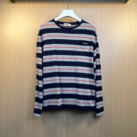 ミュウミュウ Tシャツ