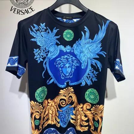 ヴェルサーチ Tシャツ