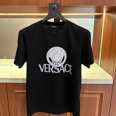 ヴェルサーチ Tシャツ