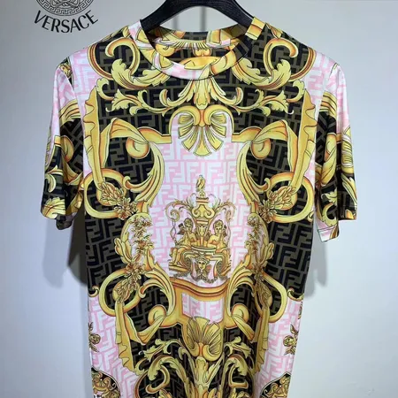 ヴェルサーチ Tシャツ