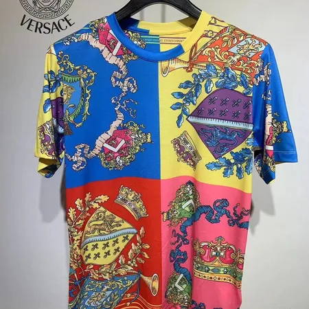 ヴェルサーチ Tシャツ