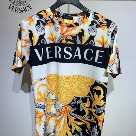 ヴェルサーチ Tシャツ