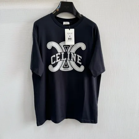 セリーヌ Tシャツ