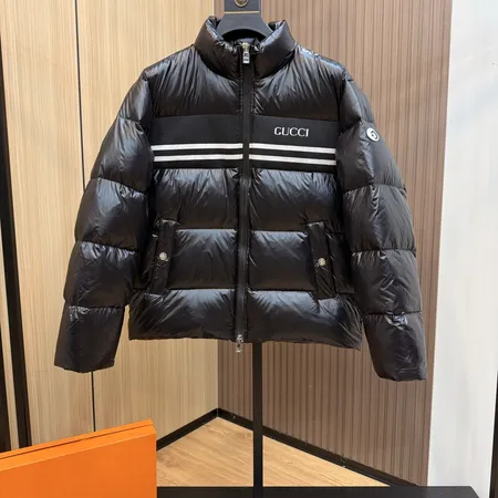 グッチ ダウンジャケット