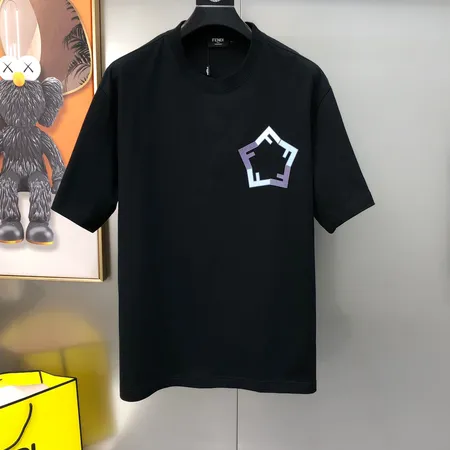 フェンディ Tシャツ