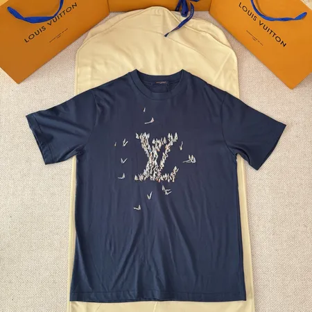 ルイヴィトン Tシャツ