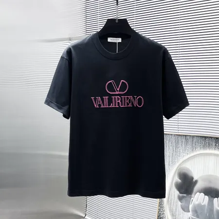 ヴァレンティノ Tシャツ