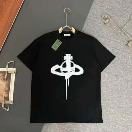 ヴィヴィアン・ウエストウッド Tシャツ