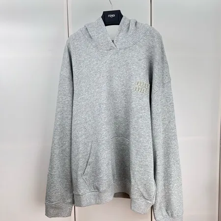 ミュウミュウ パーカー