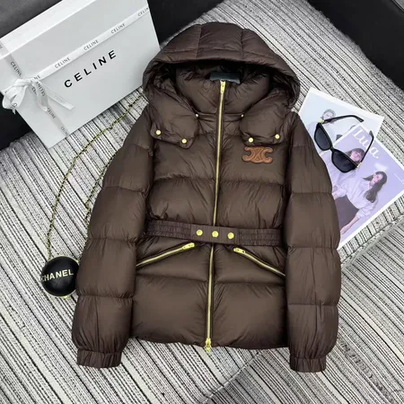 セリーヌ ダウンジャケット