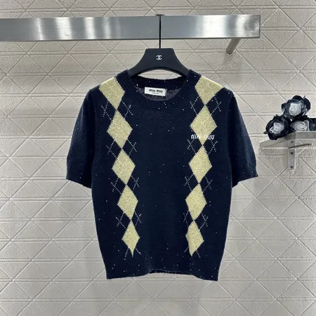 ミュウミュウ Tシャツ