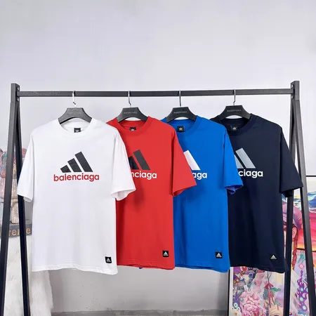 アディダス Tシャツ