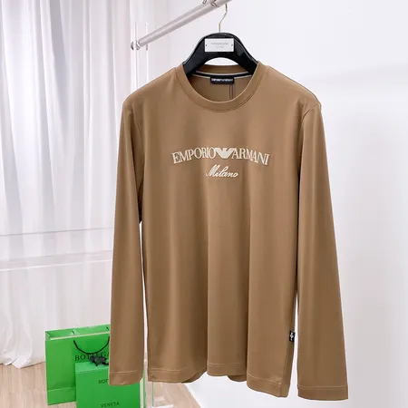 アルマーニ Tシャツ