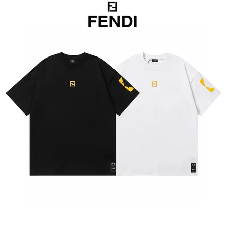 フェンディ Tシャツ