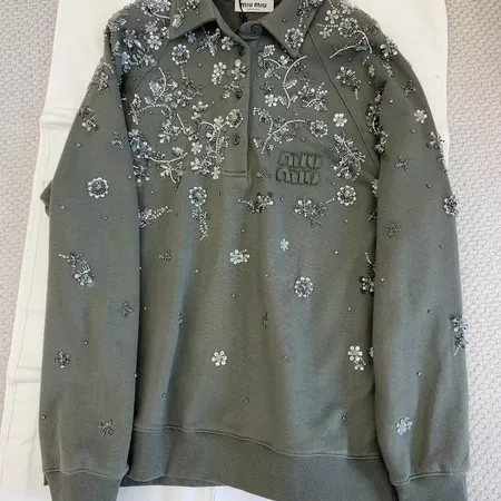 ミュウミュウ パーカー