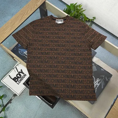 モスキーノ Tシャツ