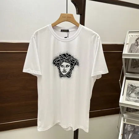 ヴェルサーチ Tシャツ