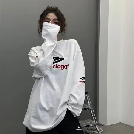 バレンシアガ Tシャツ