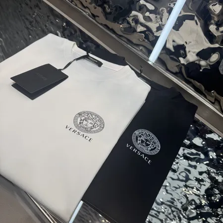 ヴェルサーチ Tシャツ