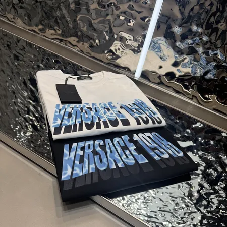 ヴェルサーチ Tシャツ