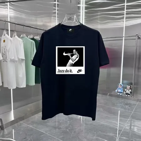 ナイキ Tシャツ