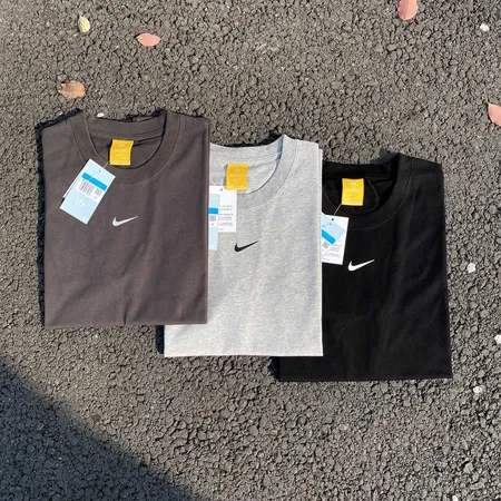 ナイキ Tシャツ